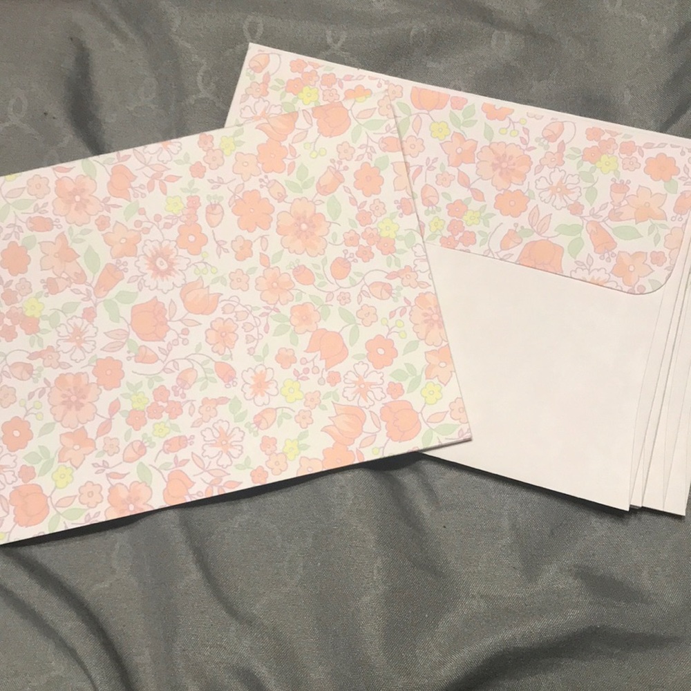 Stationery Set - Picture 3 of 4